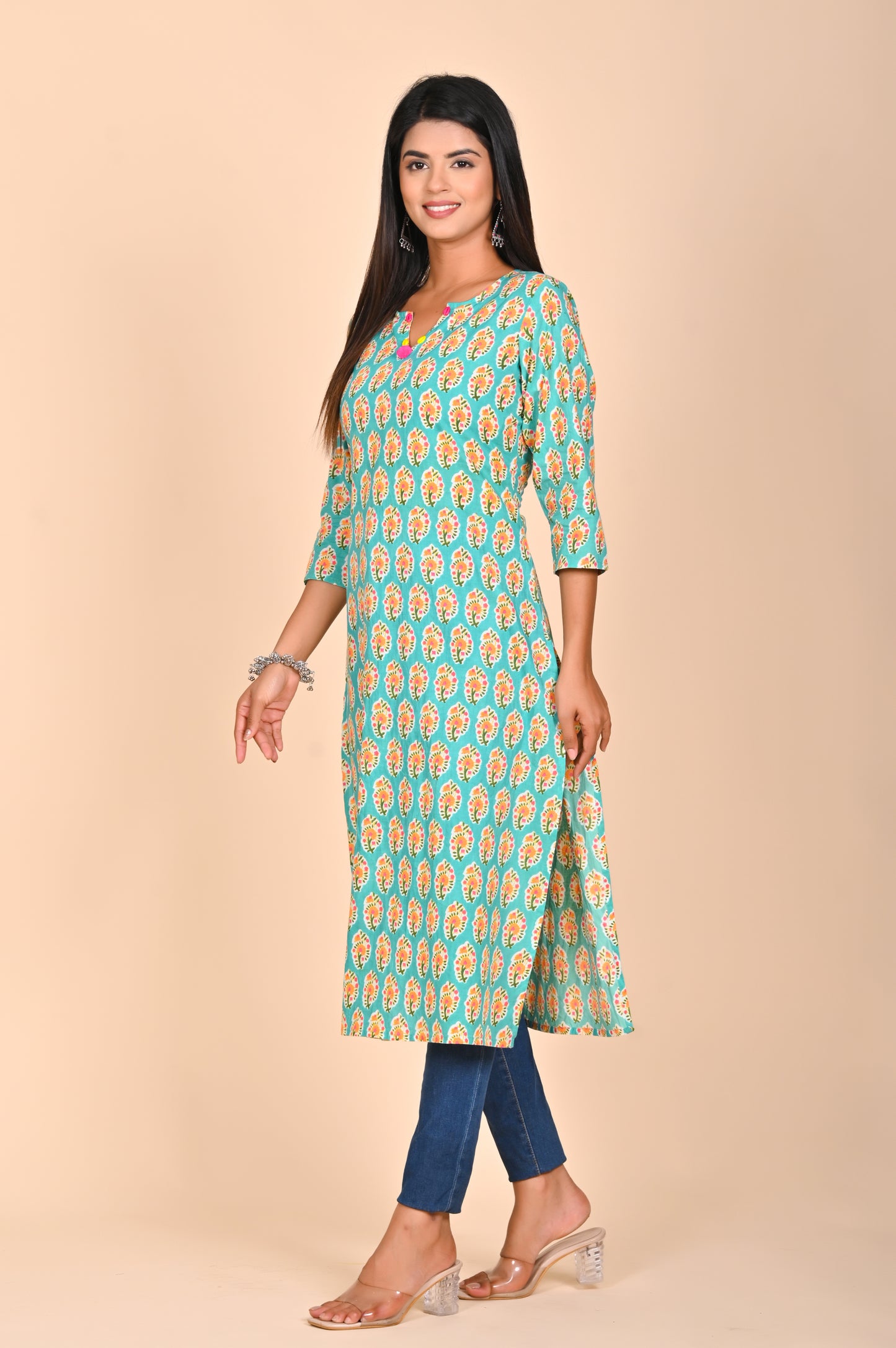 Nargis Charm Kurta